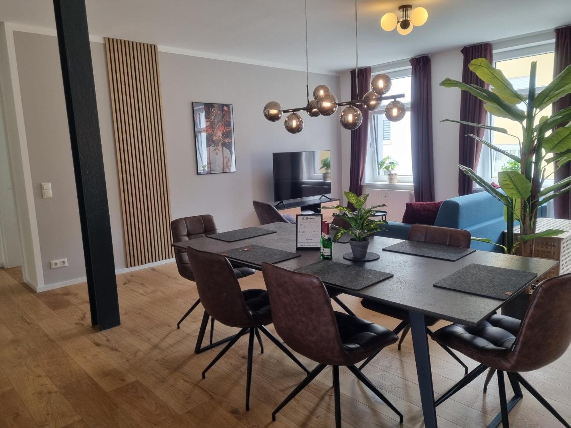 Maremar - Style-Loft Am Ferberturm - 2 Schlafzimmer - Luxus Boxspringbett - Arbeitsplaetze - Highspeed Wlan 게라 외부 사진